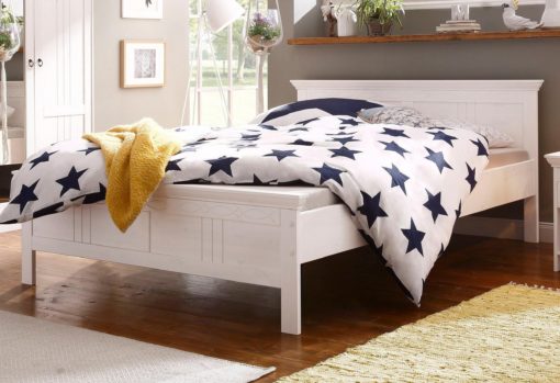 Pięknie zdobiona biała rama łóżka z sosny 140x200 cm