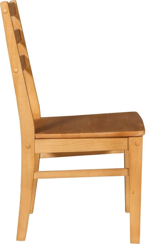 Sosnowe krzesła, klasyczny styl, olejowane - 4 sztuki