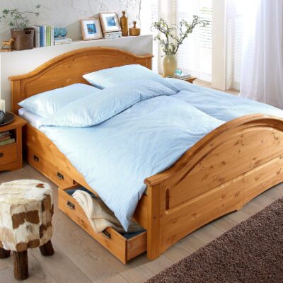 Sosnowe łóżko Konrad 180x200 cm, olejowane